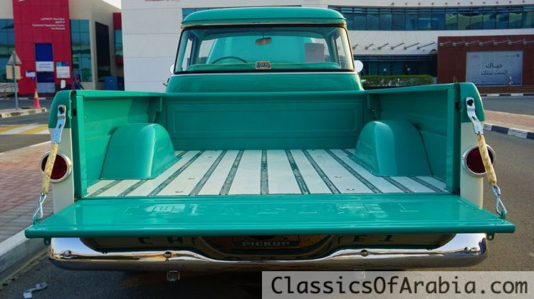 Chevrolet apache fleet side