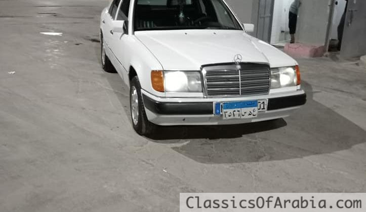 Mercedes E200
