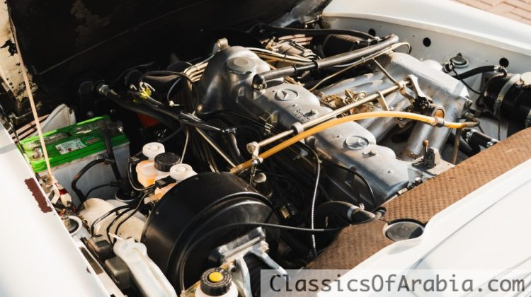 Mercedes-Benz 280 SL, also known as the Icone “” W113 PAGODA “” 1969 nice PROJECT