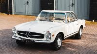 Mercedes-Benz 280 SL, also known as the Icone “” W113 PAGODA “” 1969 nice PROJECT