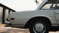 Mercedes-Benz 280 SL, also known as the Icone “” W113 PAGODA “” 1969 nice PROJECT