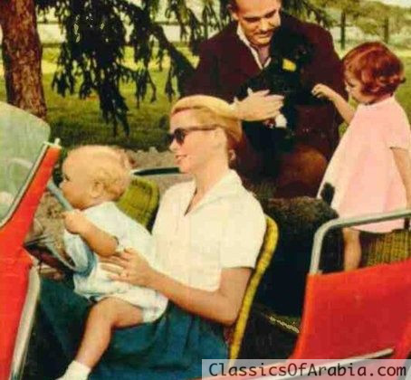 ELETTRIC ICON..Fiat 500 JOLLY Beach Car..NUTS & BOLTS..!أيقونة ELETTRIC….. سيارة فيات 500 جولي الشاطئية…….. الصواميل والمسامير..!