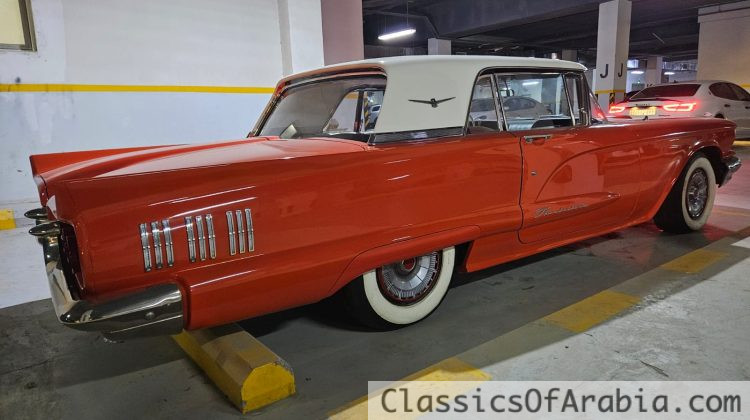 1960 Ford Thunderbird