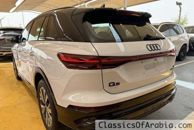 2024 AUDI Q5 E-TRON