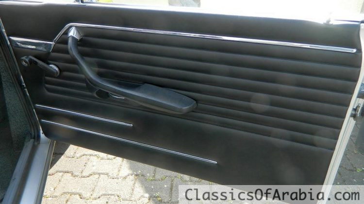 1969 BMW 1600-2 Baur Cabriolet