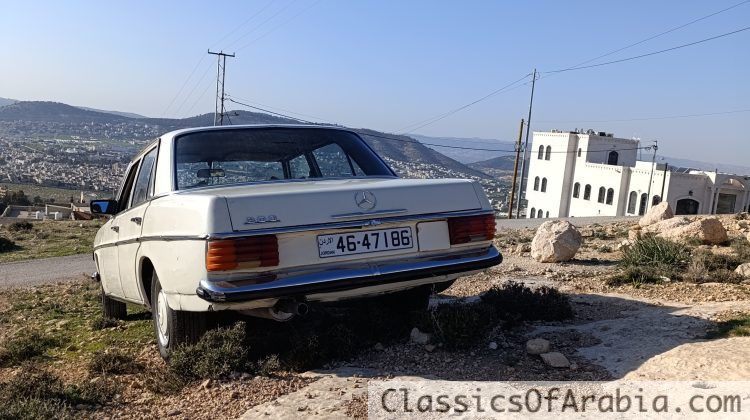 Mercedes 200 w115 1974