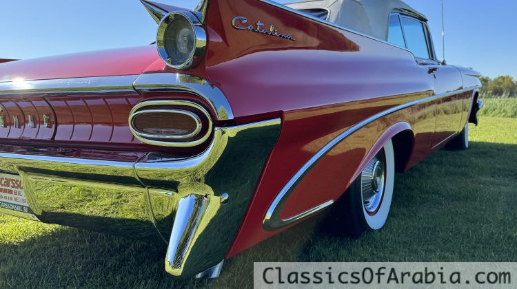 Convertible. 389 / Automatic