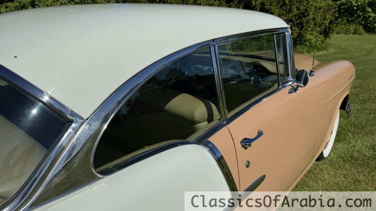 Sport Coupe. V8 / Automatic. Original car !