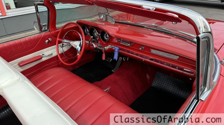 Convertible. 389 / Automatic