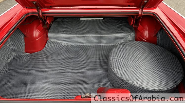 Convertible. 389 / Automatic