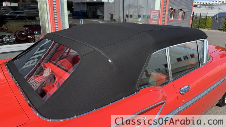 Convertible. V8 / Automatic. PB. PS. Fully restored !