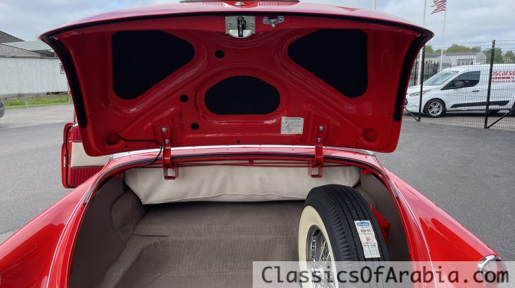 Convertible. TOP RESTORED. 1 of 1690. TOP OF THE LINE.