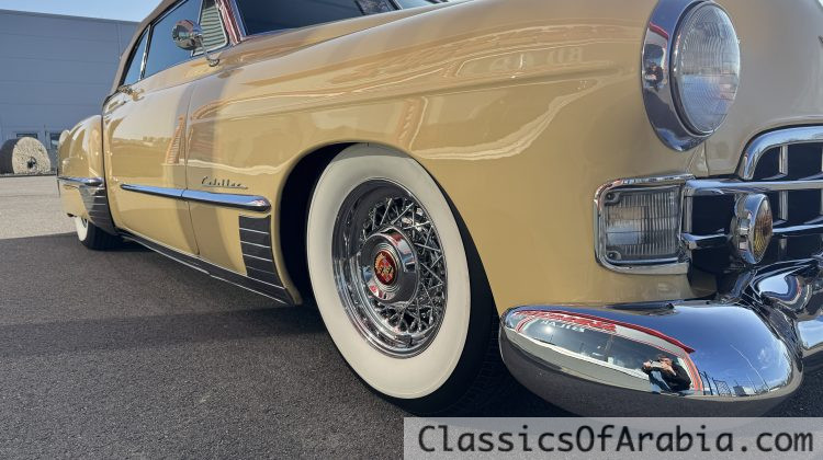 Convertible. Old body with modern drivetrain. 350 V8 / 700 automatic. Air ride. Disc brakes.