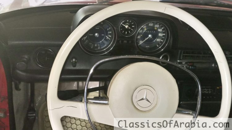 Mercedes Benz E 200 model 1974