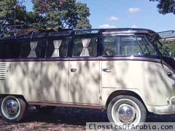 VW T1 split window bus Samba Recreation 1973