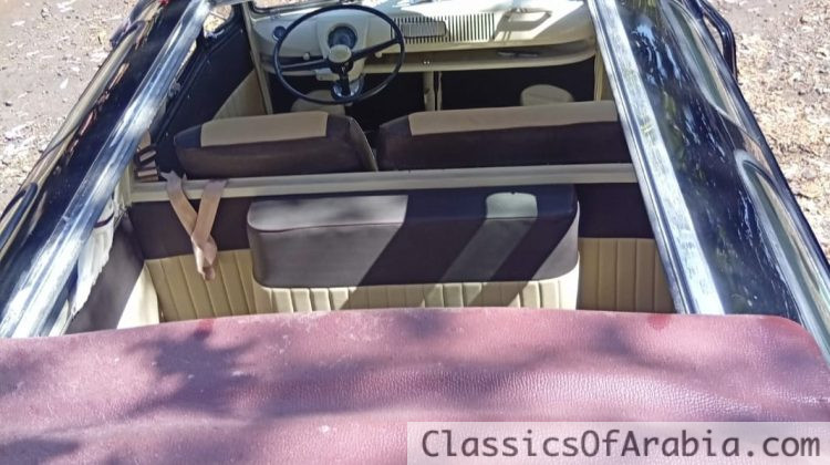 VW T1 split window bus Samba Recreation 1973