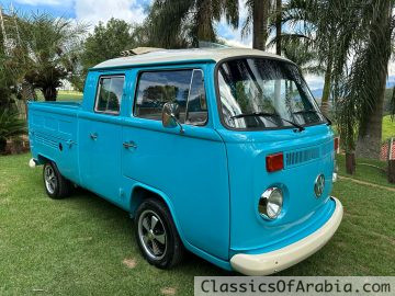 VW T2 baywindow bus crew cab 1983