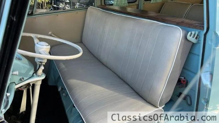 VW T1 splitwindow bus 1966