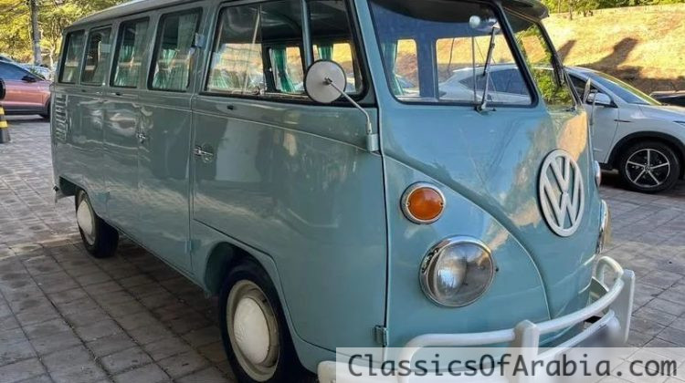 VW T1 splitwindow bus 1966