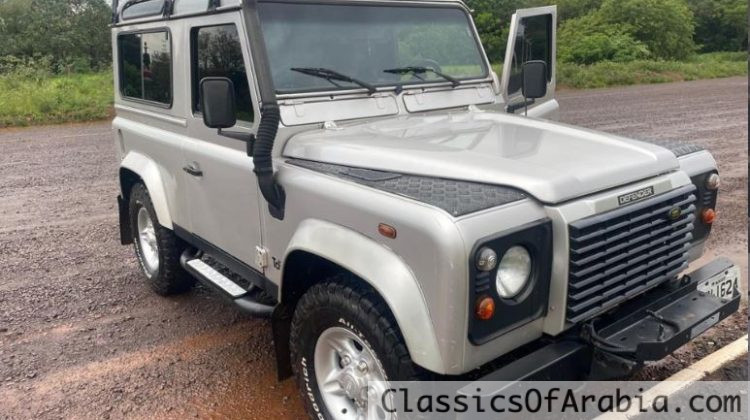 Land Rover Defender 90