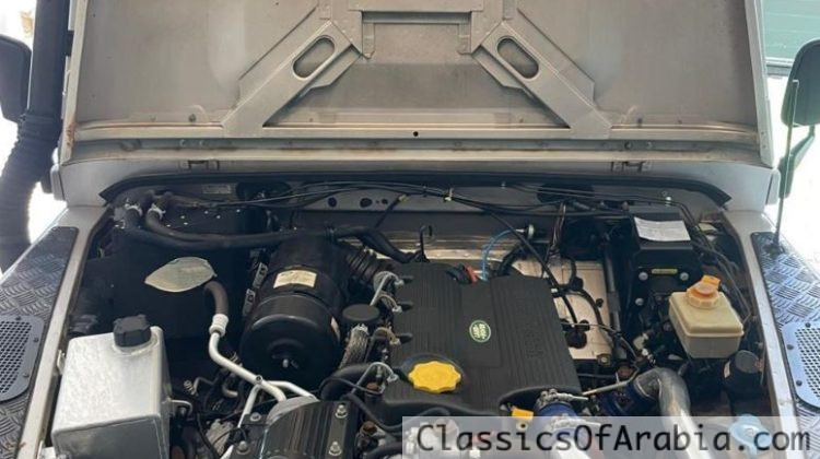 Land Rover Defender 90