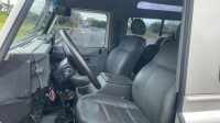 Land Rover Defender 90