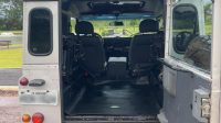 Land Rover Defender 90