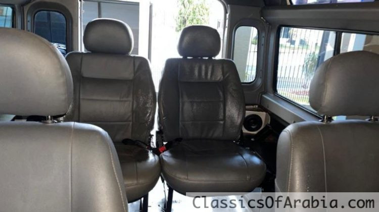 Land Rover Defender 90