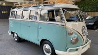 VW T1 splitwindow bus Samba replica 1972