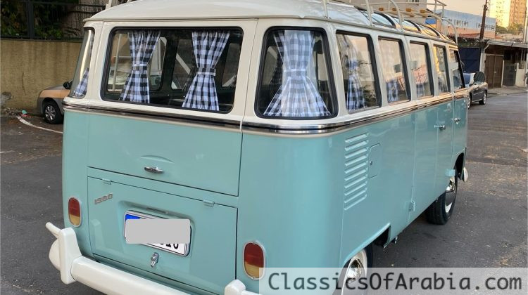 VW T1 splitwindow bus Samba replica 1972