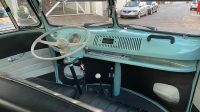 VW T1 splitwindow bus Samba replica 1972