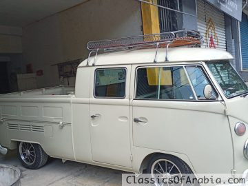 VW T1 splitwindow bus crew cab 1967